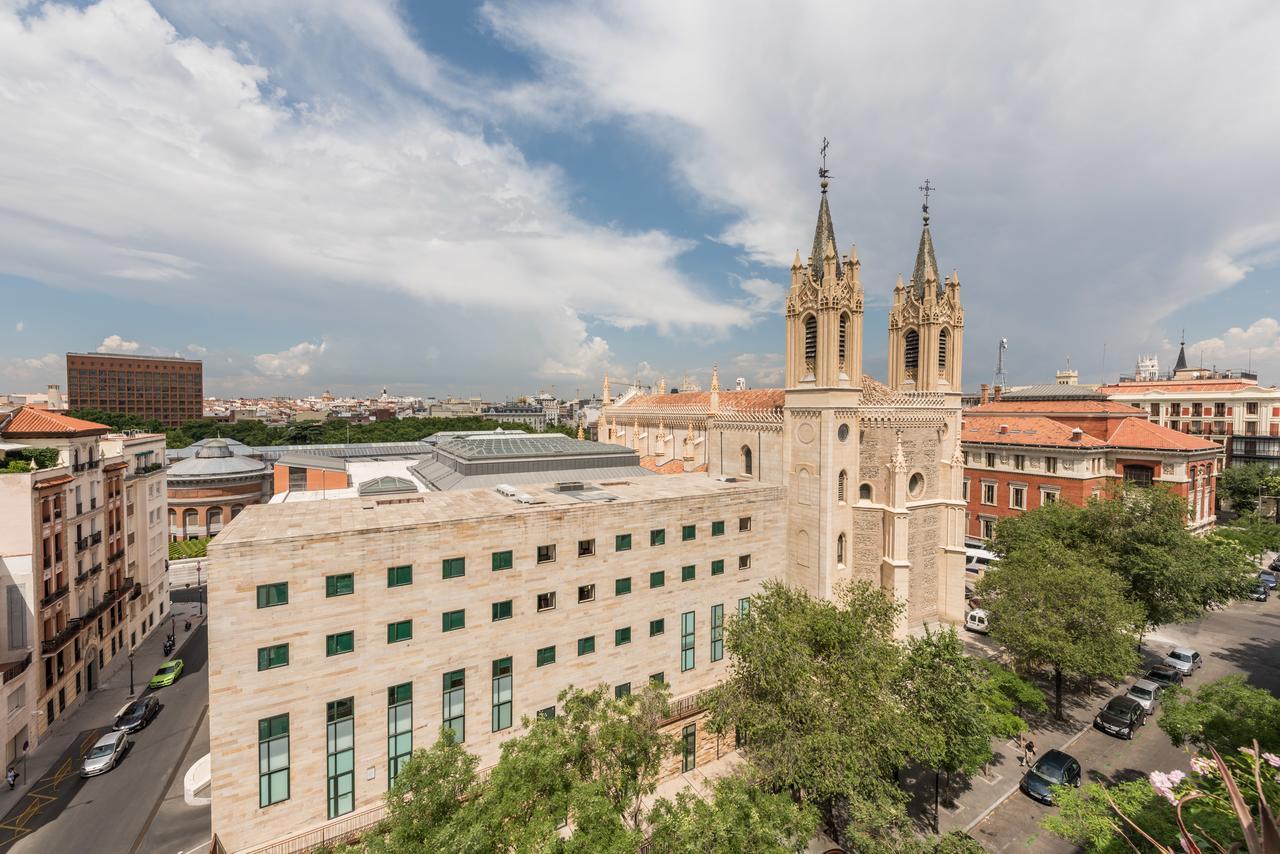 Los Jeronimos Μαδρίτη Εξωτερικό φωτογραφία